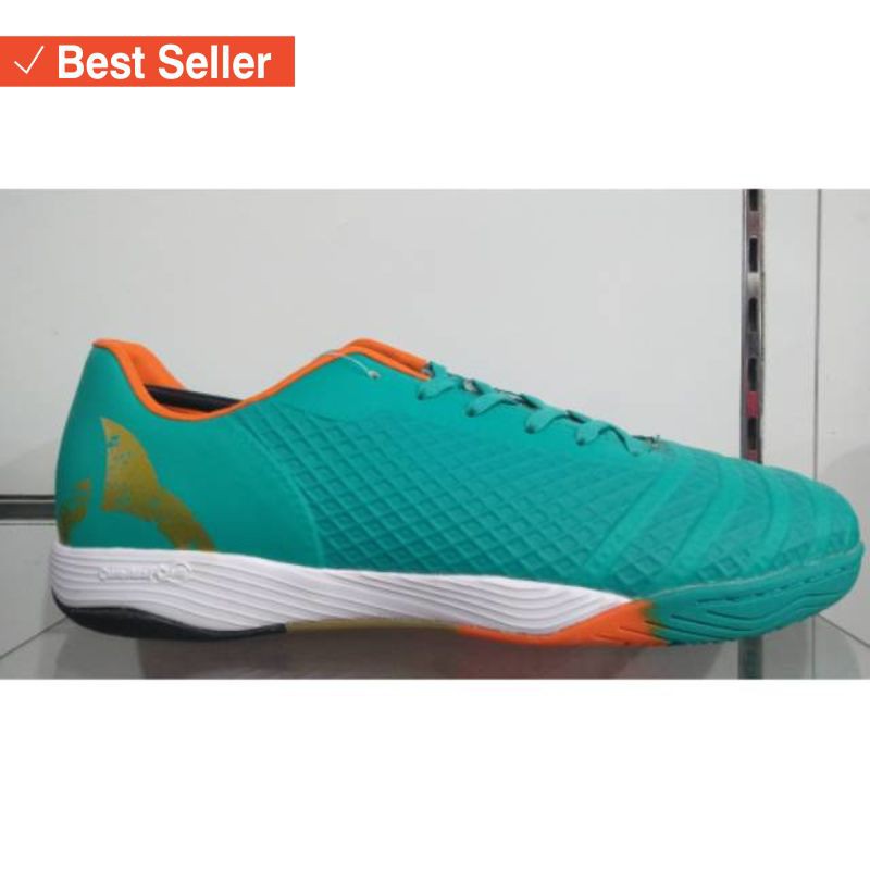 Sepatu Olahraga murah Harga Terjangkau / Sepatu futsal ortuseight jogosala maverick tosca white
