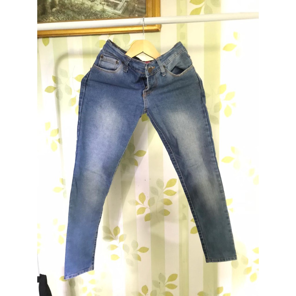 Preloved Celana Jeans PInk By JJ