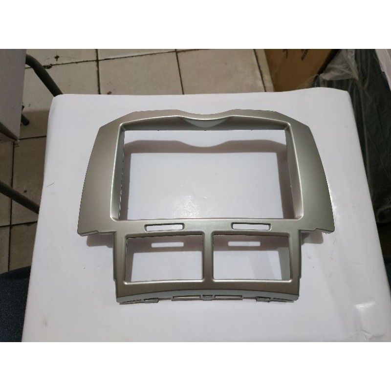 Frame yaris 2011 - frame head unit yaris - frame toyota yaris 2011