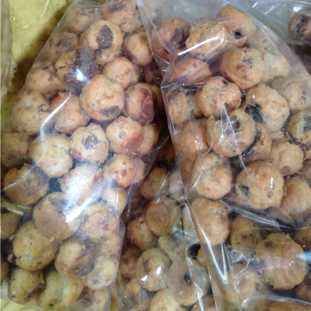 

camilan snack kue soes coklat /sus cokelat/sus kering coklat 250 gr kiloan lumer