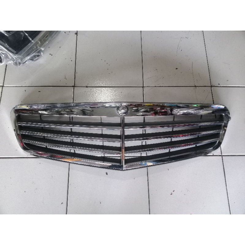 grill / rambang mercedes benz c200 w204 original