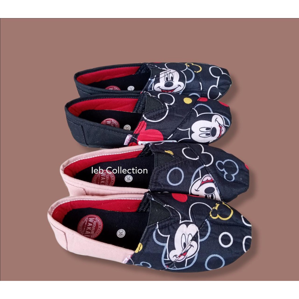 sepatu wakai slip terbaru hitam mickey mouse size 35-40