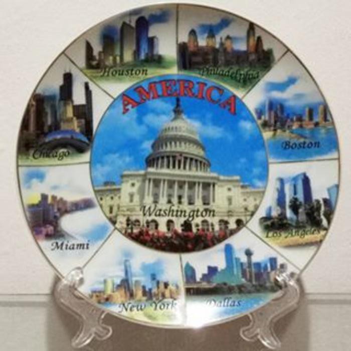 Pajangan Piring Keramik 'America'