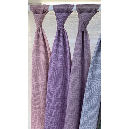 Buttonscarves Tapis Square Lotus