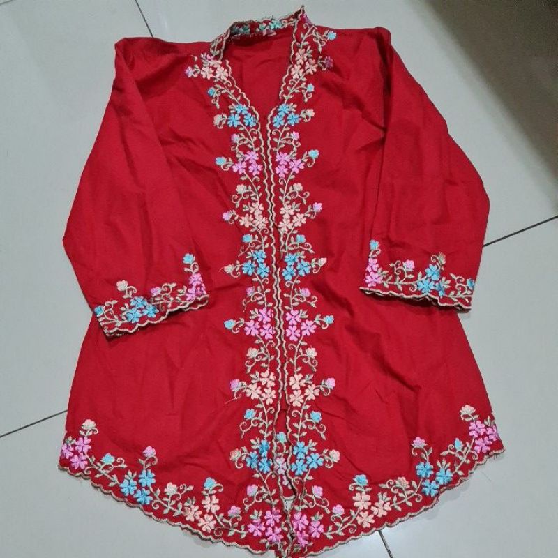 PRELOVED KEBAYA SET UKURAN S WARNA MERAH DAN ROK BIRU INDONESIAN CULTURE UNIFORM SEKOLAH PROMO