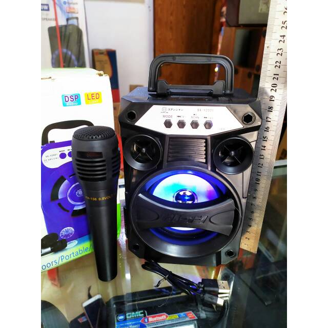 SPEAKER PORTABLE KARAOKE