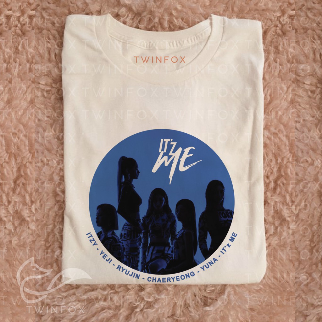 Kaos Kpop Unisex Itzy It'z Me Photo