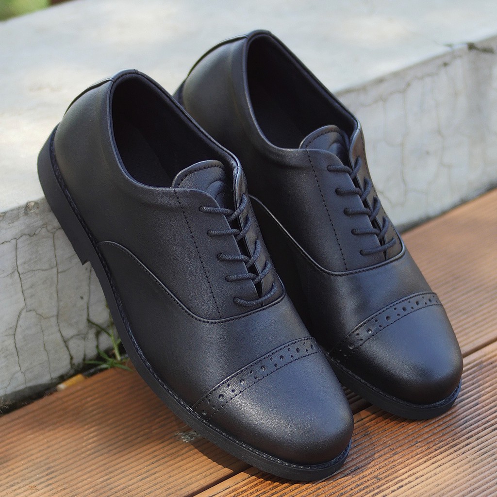 AMEDEO BLACK (KULIT ASLI) |ManNeedMe x Greata| Sepatu Pantofel Pria Formal Shoes Pantopel Kantor / Kerja PREMIUM ORIGINAL