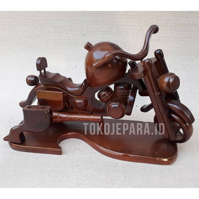 

TEMPAT PENSIL HARLEY DAVIDSON BAHAN KAYU JATI