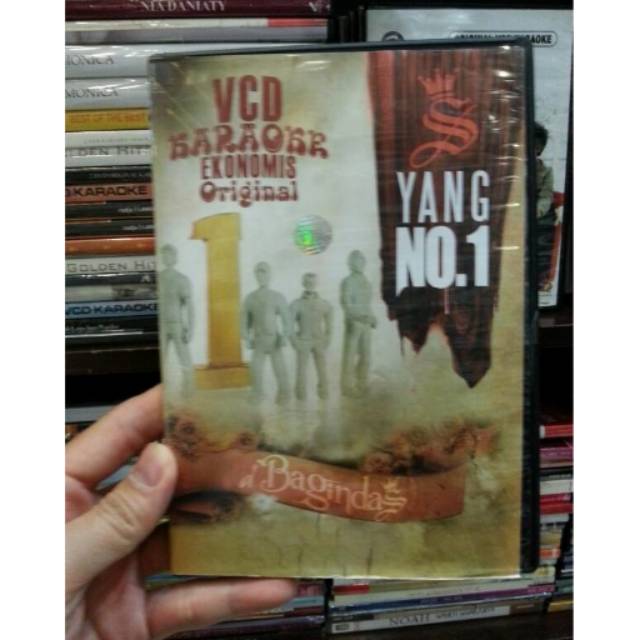 VCD KARAOKE D' BAGINDAS - YANG NO.1