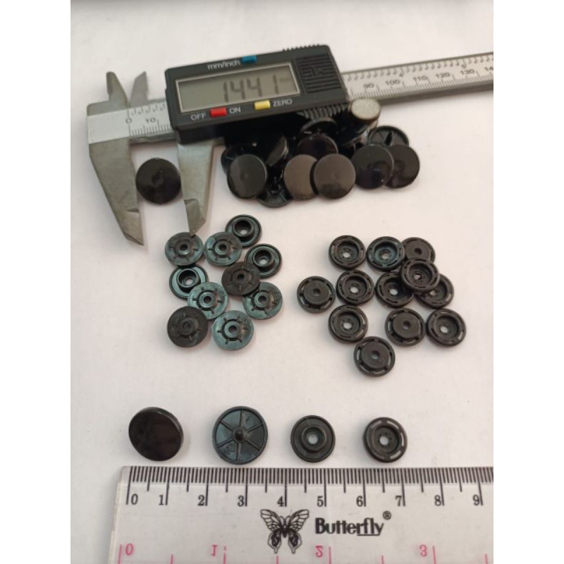kancing cetet plastik 15mm / kancing cetet plastik 1515 hitam / 5gross