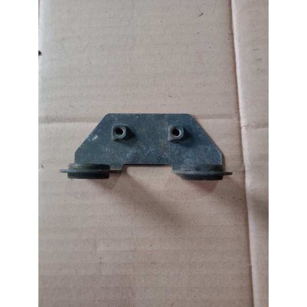 Braket breket stoplamp lampu rem lampu belakang Yamaha FizR Fiz r fizr Vega r lama ori