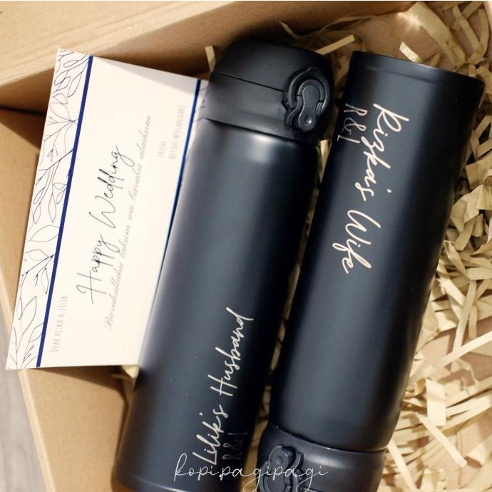 

CUSTOM TUMBLER WEDDING GIFT KADO PERNIKAHAN KADO ULANG TAHUN/ HAMPERS