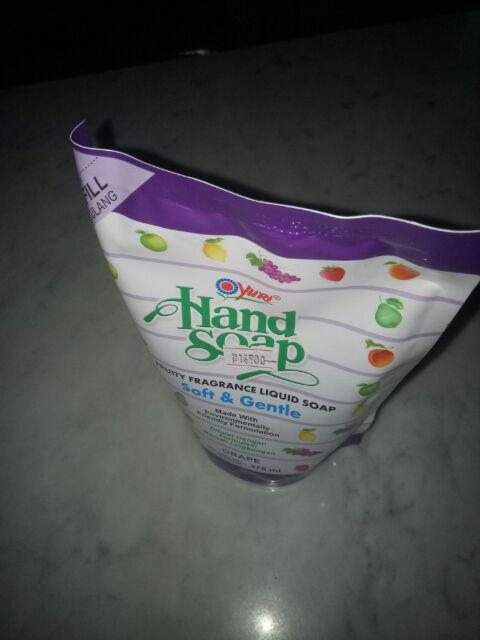 Yuri Hand Soap Sabun Cuci Tangan Refill 375 Ml