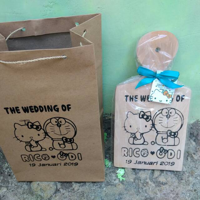 

Souvenir pernikahan telnan+Paperbag ukuran 25x15x12 by lida Souvenir