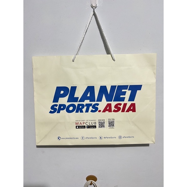 Paper Bag/Kantong Kertas Ori 1000% Planet Sport