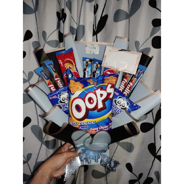 

HAMPERS HEMAT SNACK BUCKET