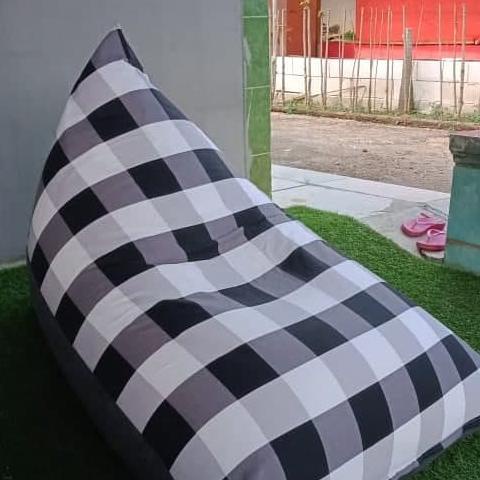 

BEAN BAG JUKUNG XL (185 CM X 110 CM) XCD645DF
