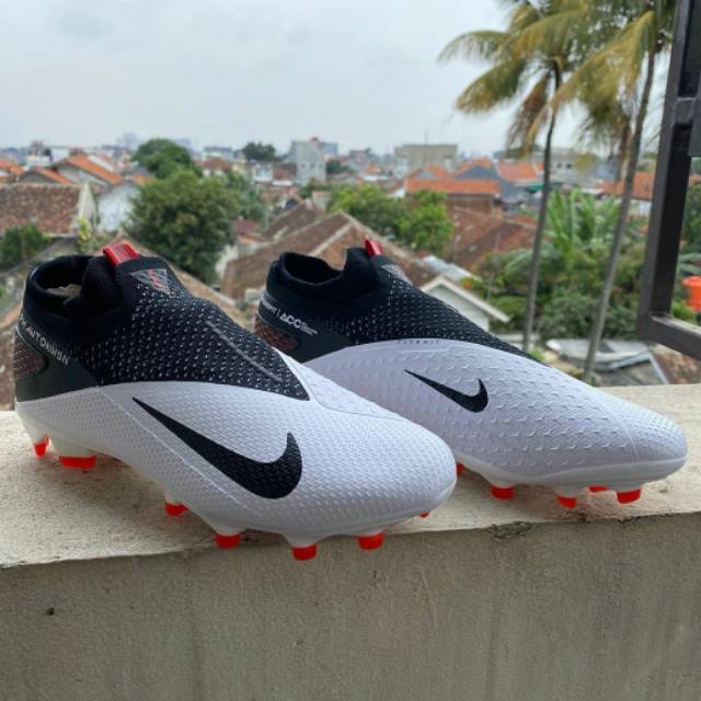Sepatu Bola Nike Phantom VSN II Inspired Pack BNIB