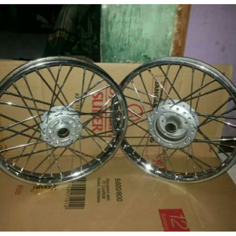 Sepaket velg original SUPRA X 125 lama