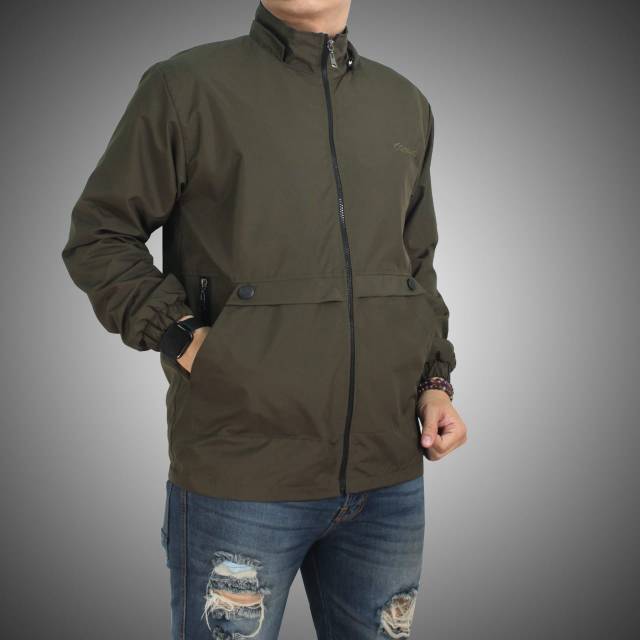 Jaket Pria Parasut  Distro Outdoor Hoodie Waterproof Terbaru