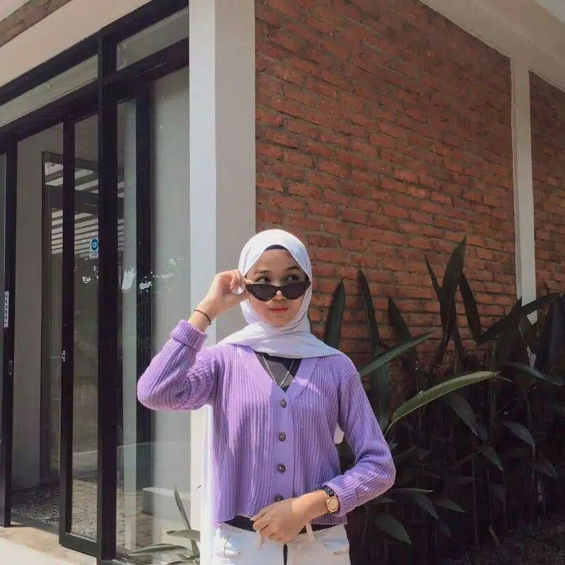 ootd cardigan crop