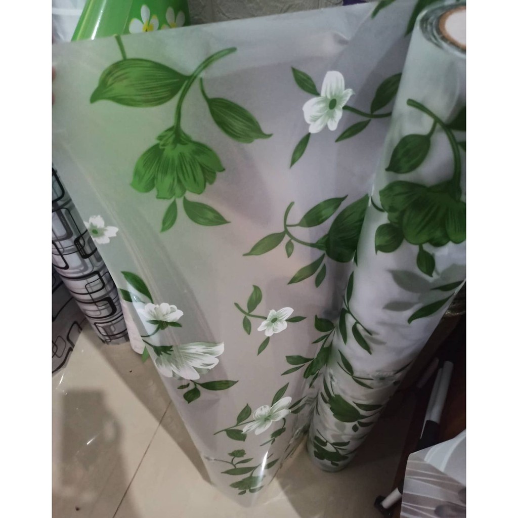 STIKER KACA 50X90 MOTIF DAUNAN HIJAU