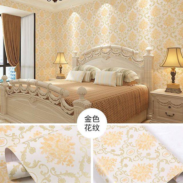 Wallpaper Dinding Ruang Tamu Motif Batik Gold Kecil