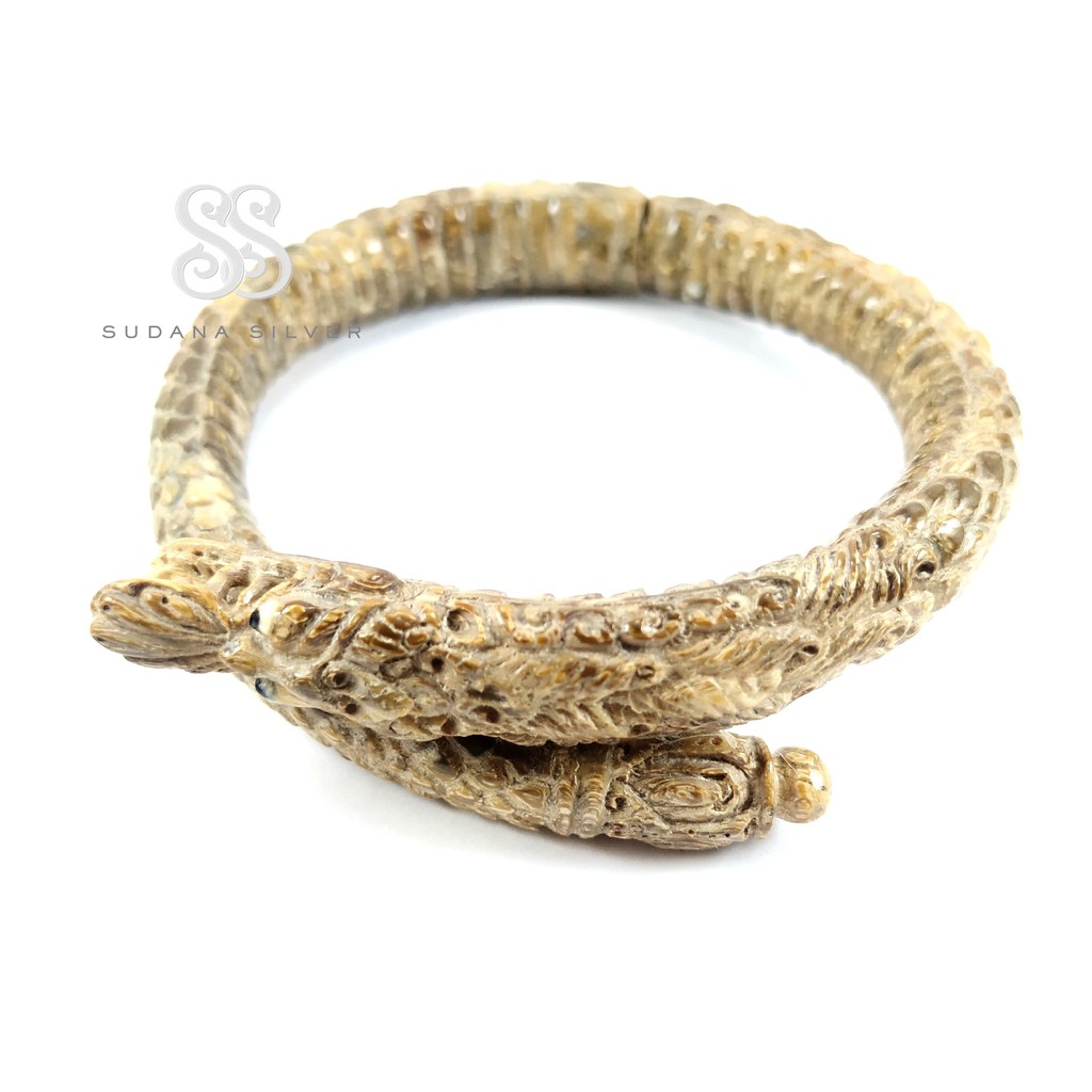 Gelang Akar Bahar Ukiran Naga Warna Coklat Handmade Bali