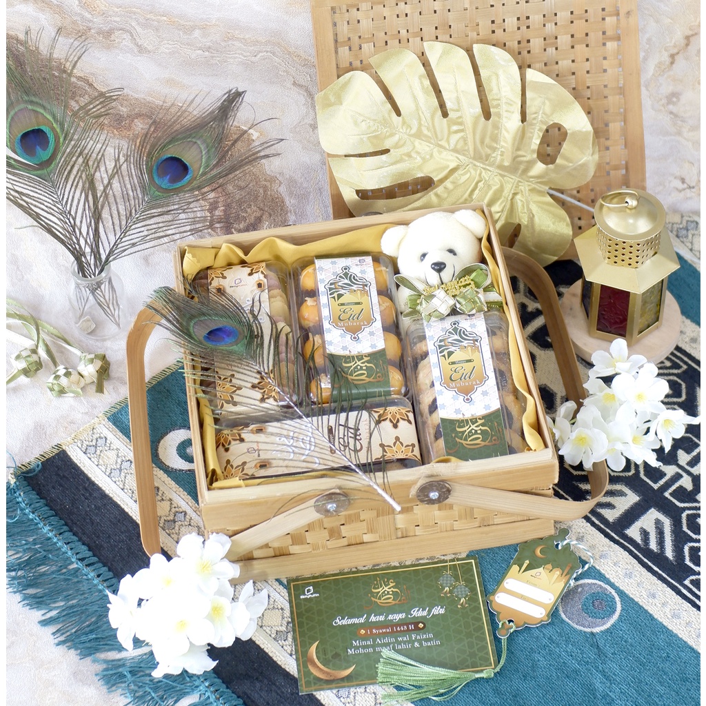 

HAMPERS LEBARAN IDUL FITRI (KAIRO) -Parcel Kue kering Elegan & Premium