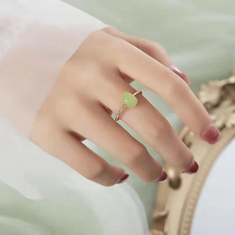 Cincin Manik-Manik Giok Hetian Natural Model Terbuka Gaya Vintage Untuk Wanita