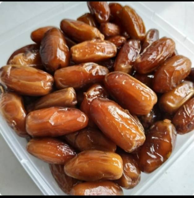 

KURMA TUNISIA MADU 1 KG/ KURMA TUNISIA NON TANGKAI