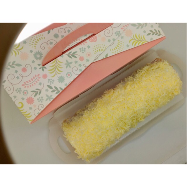 

ROLL CREAM CHEESE