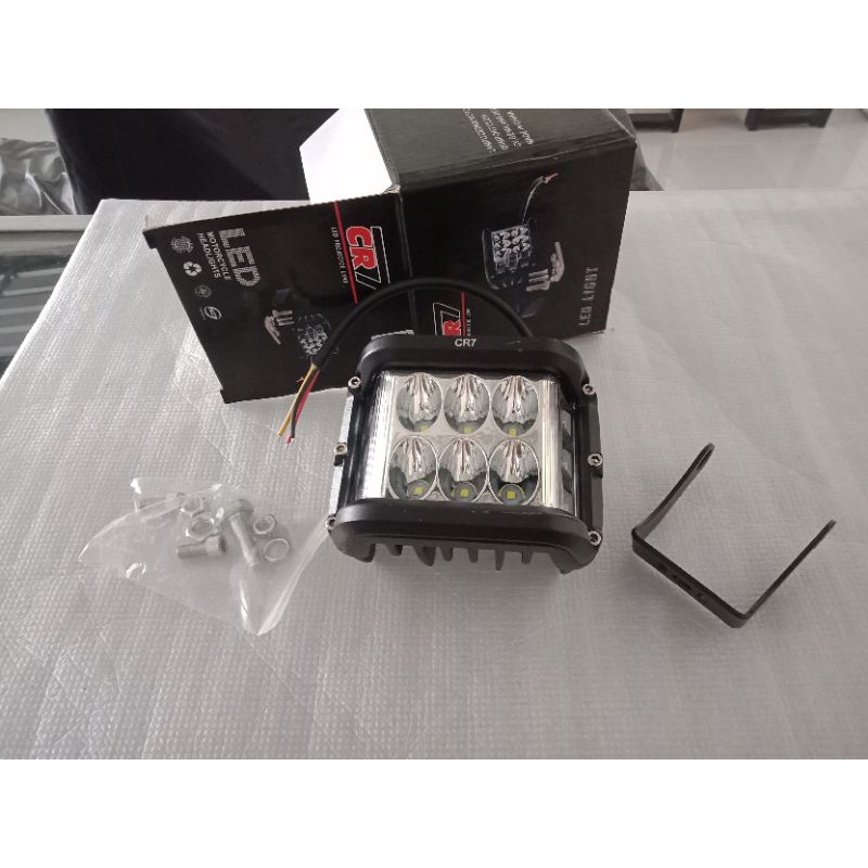 lampu strobo CR7 6titik