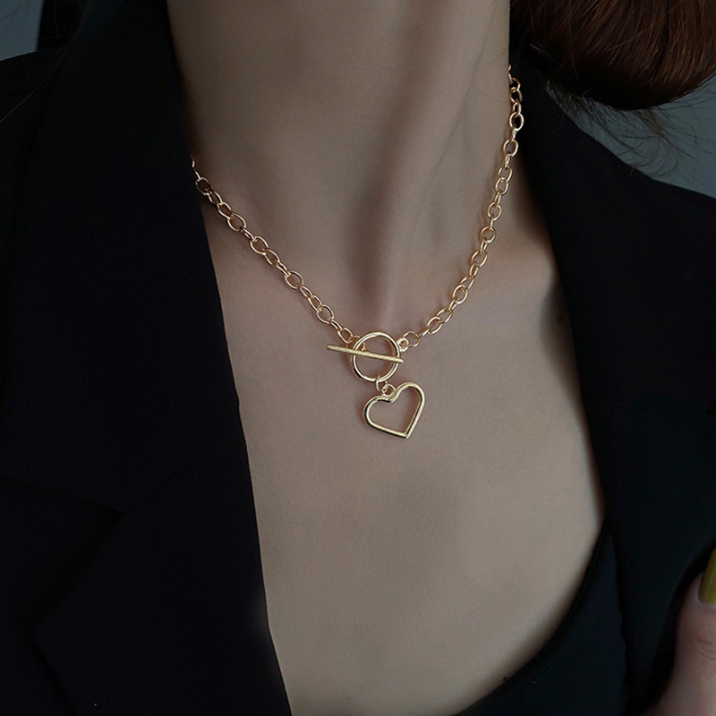 Roselife Kalung Rantai Silver Tebal Liontin Hati Hollow Gaya Punk Untuk Wanita