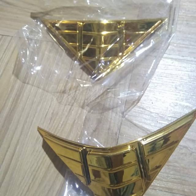 Garnis dasi beat karbu