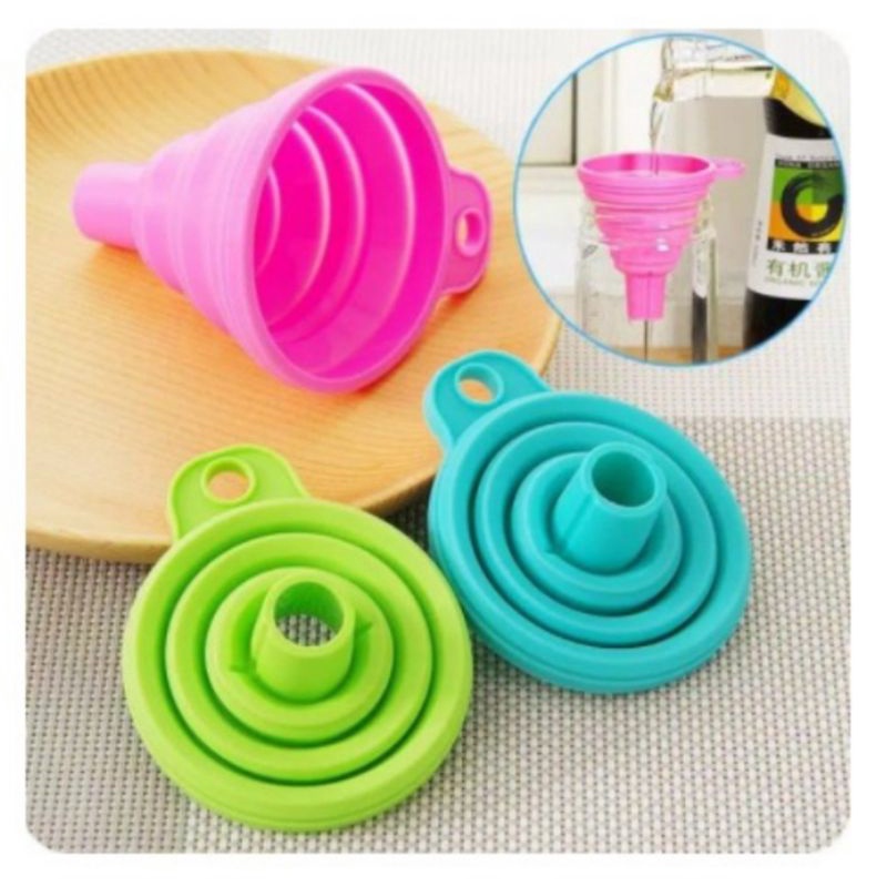 corong air , corong minyak lipat portabel silikon