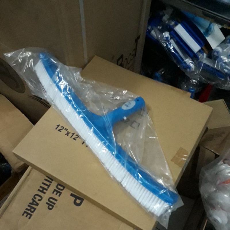 Sikat Kolam Renang Merk Boost / Pool Brush Kolam Renang Gagang Plastik / Sikat Lumut Kolam Renang