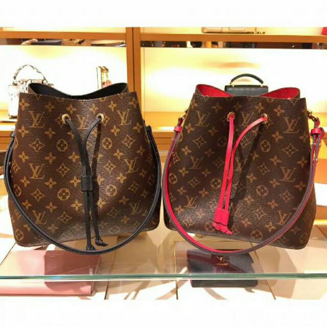 Lv selempang serut #tas import serut /grosirtas /tasmurah /tasbatam /taswanita /tasimport