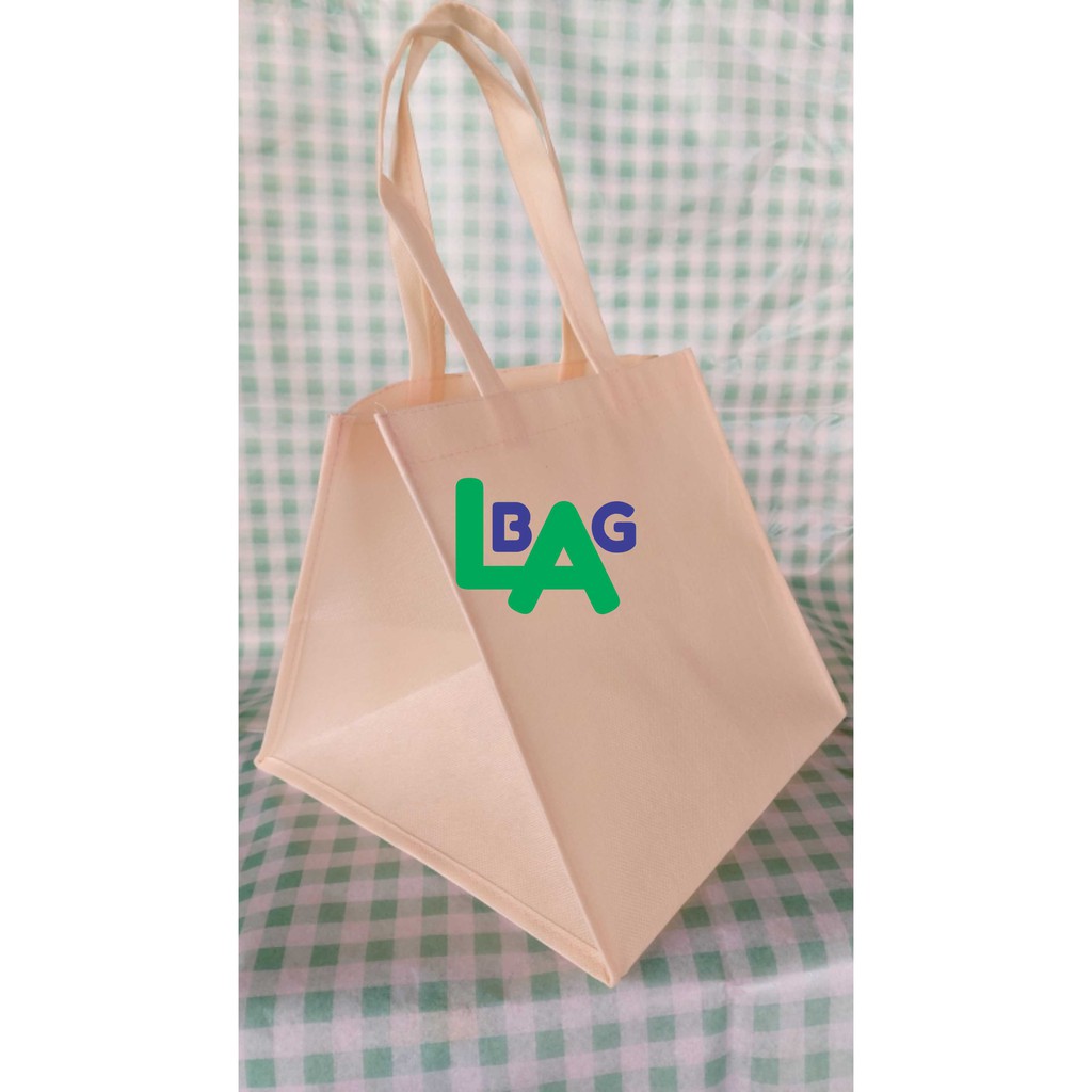 

12 Pcs/1 lusin Goody/Goodie Bag Spundbond Uk. Square T24xP24xL24cm, 100Gsm