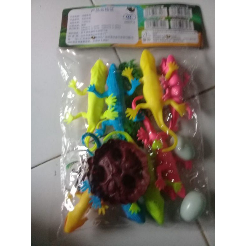 mainan hewan kadal n buaya isi 8 karet