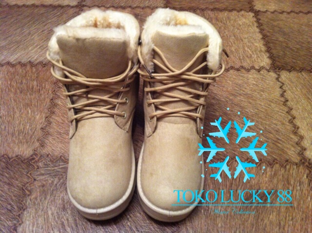 IMPORT MOLLAD Boots Thermal Sepatu Boots Winter Lapis Bulu Musim Dingin