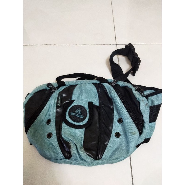 Preloved Tas Airwalk