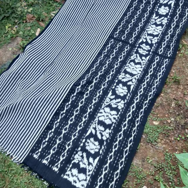 Kain tenun motif mawar mix lurik free gelang tenun