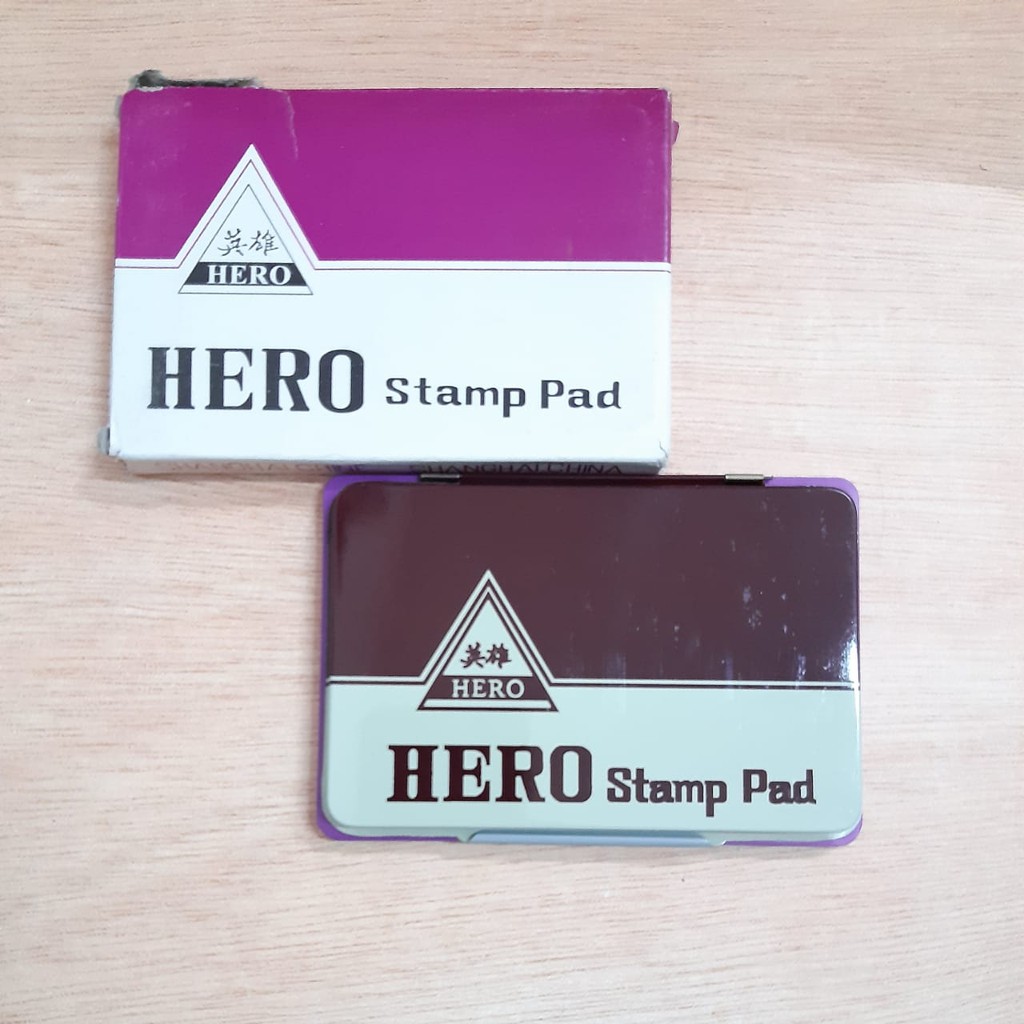 

BAK STAMP BANTALAN CAP + TINTA HERO KECIL STAMP PAD ( 10 cm x 7 cm)