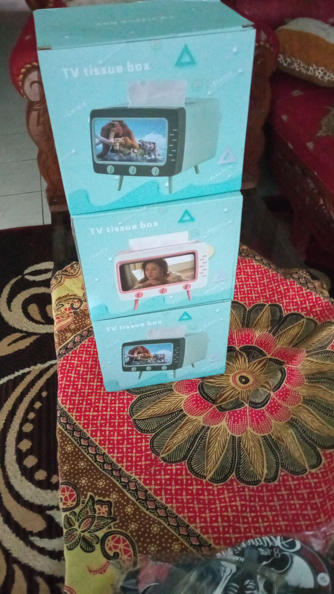 Kotak Tisue Bentuk Desktop Tv Multi Fungsi. Tisue Box Dengan Holder Kardus Warna Biru