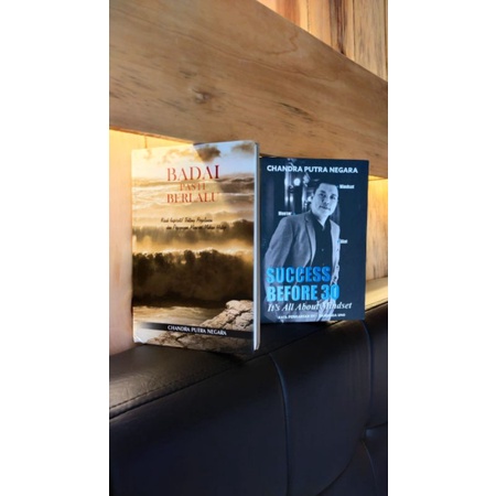 

BUKU Badai Pasti berlalu & SB30 Chandra Putra negara