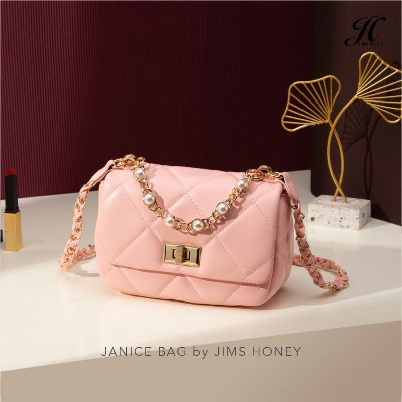 TAS JH (Jims Honey) Janice Casual and Fashionable Free Box