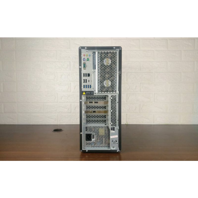 PC Server Lenovo ThinkStation P500 Intel Xeon E5-1620v3 Ram 32GB DDR 4 HDD 2 TB Second Berkualitas