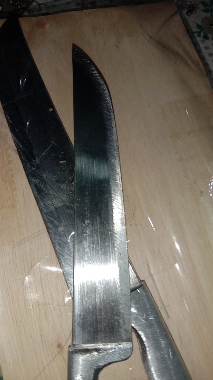 Paket Pisau Stainlees Steel Lebih Awet Tajam + Talenan 12 X 23